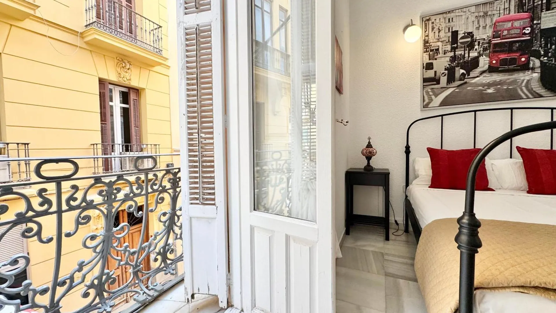 Charming Stay In Central Málaga